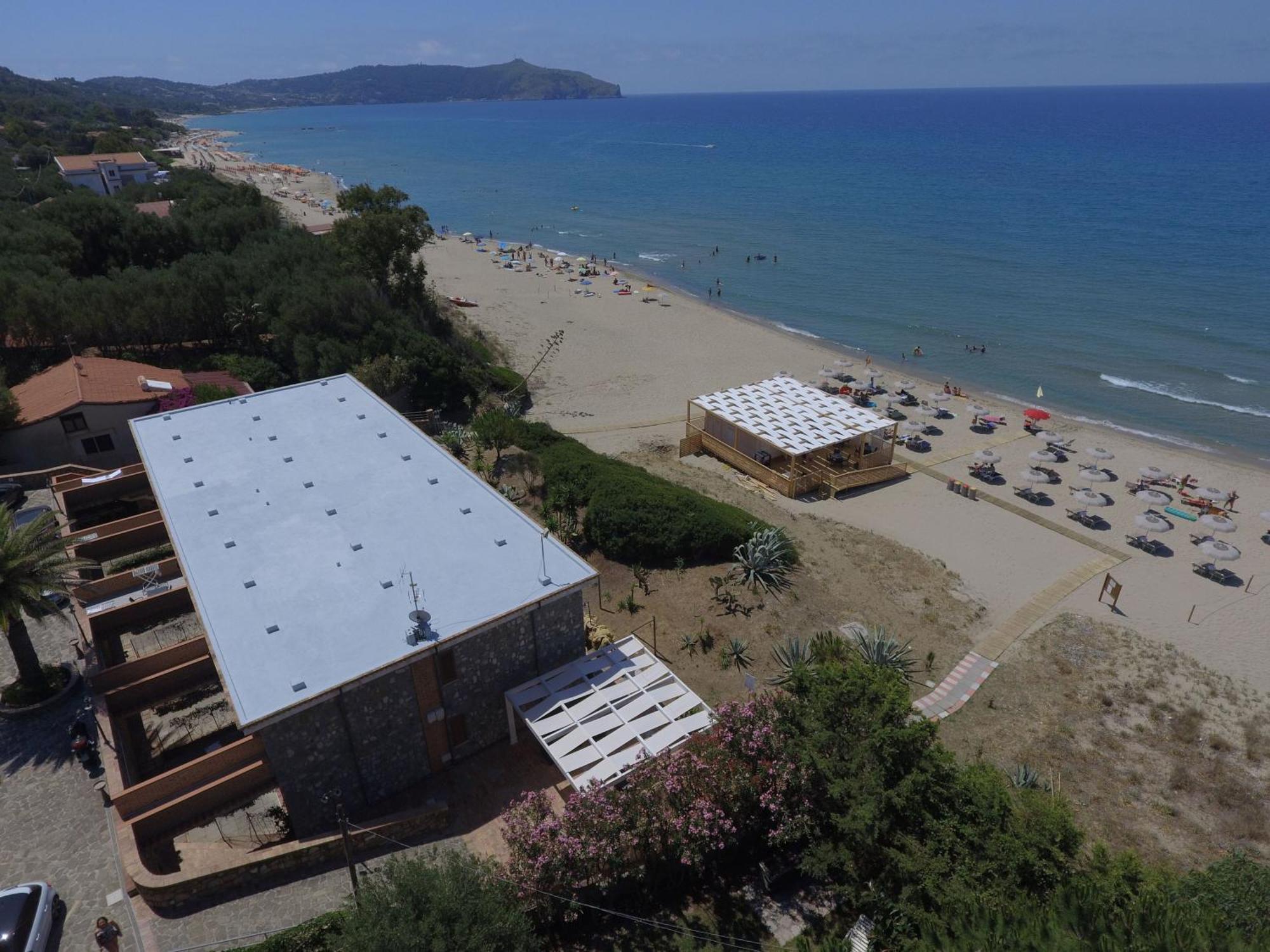 Residence Le Palme - Appartamenti Sul Mare - Spiaggia Tra Palinuro E Caprioli Пишотта Экстерьер фото