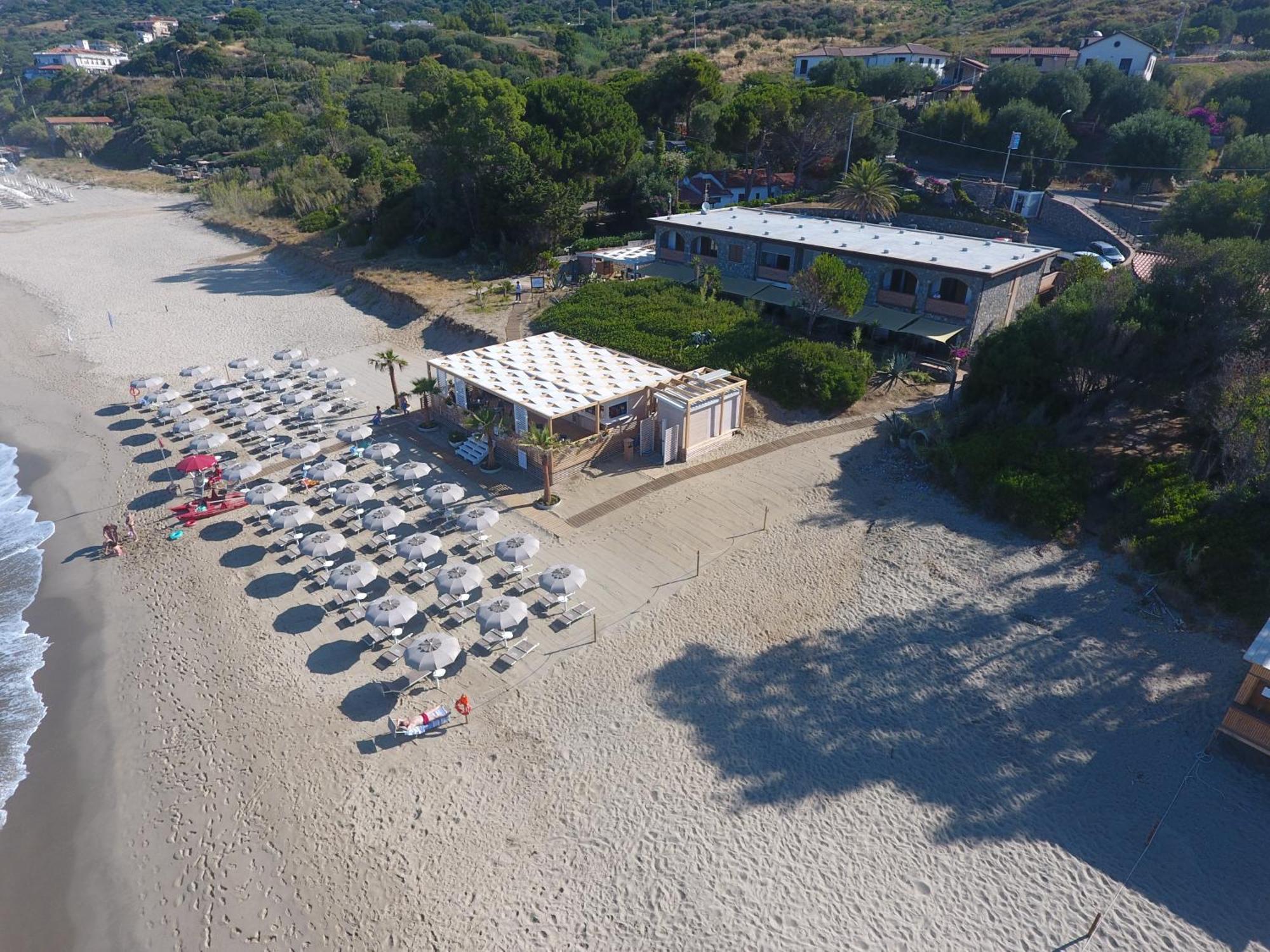 Residence Le Palme - Appartamenti Sul Mare - Spiaggia Tra Palinuro E Caprioli Пишотта Экстерьер фото