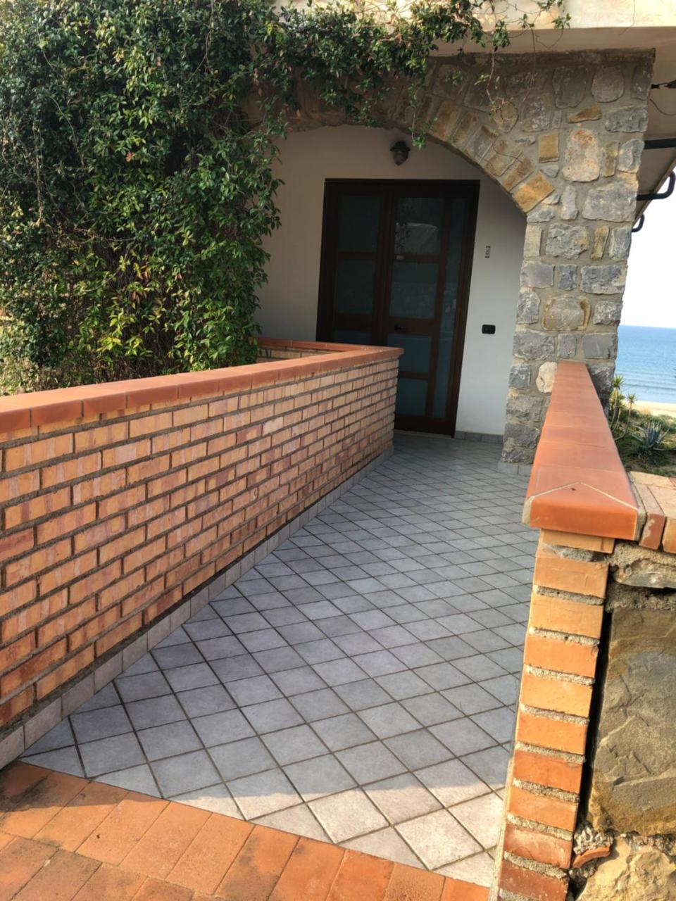 Residence Le Palme - Appartamenti Sul Mare - Spiaggia Tra Palinuro E Caprioli Пишотта Экстерьер фото